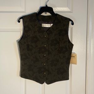 Dana Buchman Vest